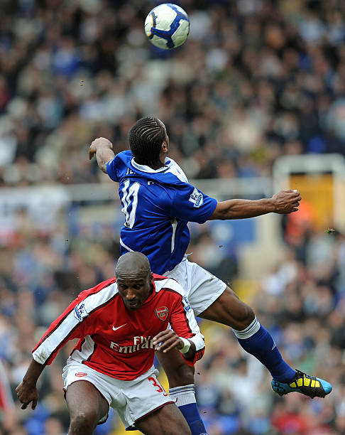 在回应此事 在回应此事