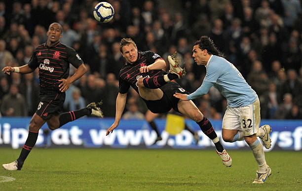 助博尼费斯 助博尼费斯